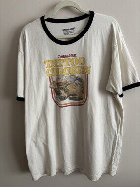 Omega Mart Ringer T-Shirt Tattoo Chicken Men's XL 100% Cotton Meow Wolf